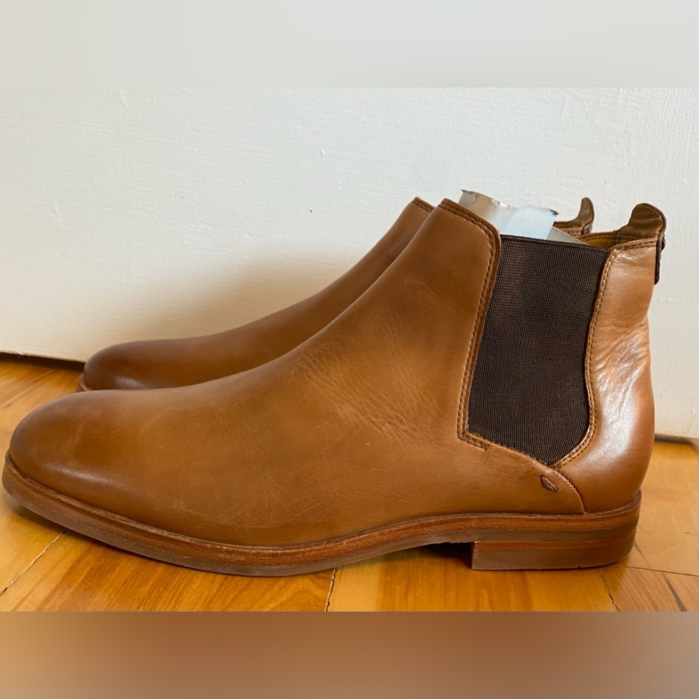 NIB H by Hudson Tonti brown tan leather Chelsea boots size 44/UK10/US11